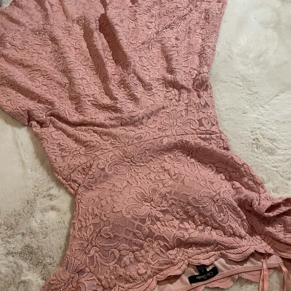 PINK SPARKLY DRESS! - Picture 6 of 6